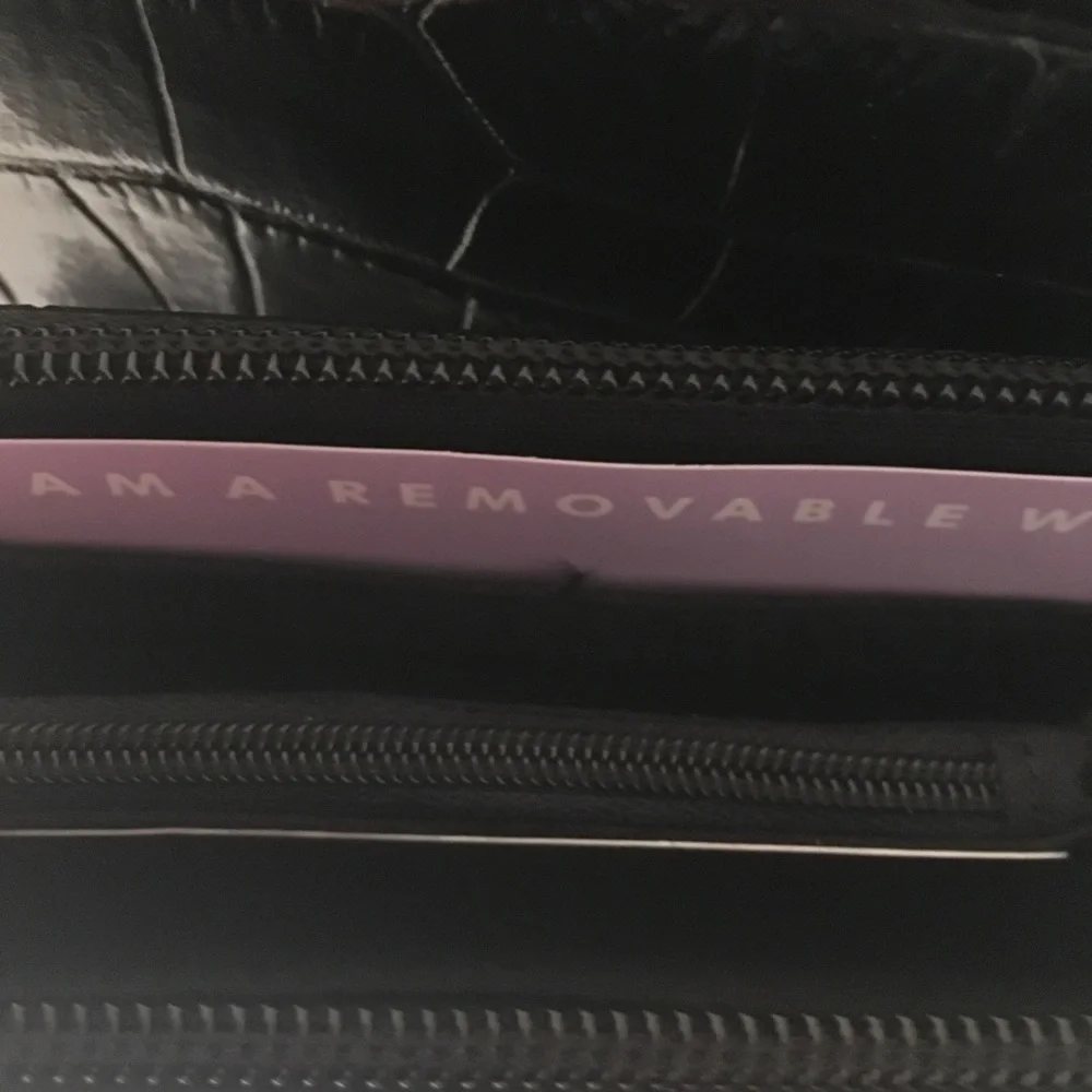 Strada shoulder bag